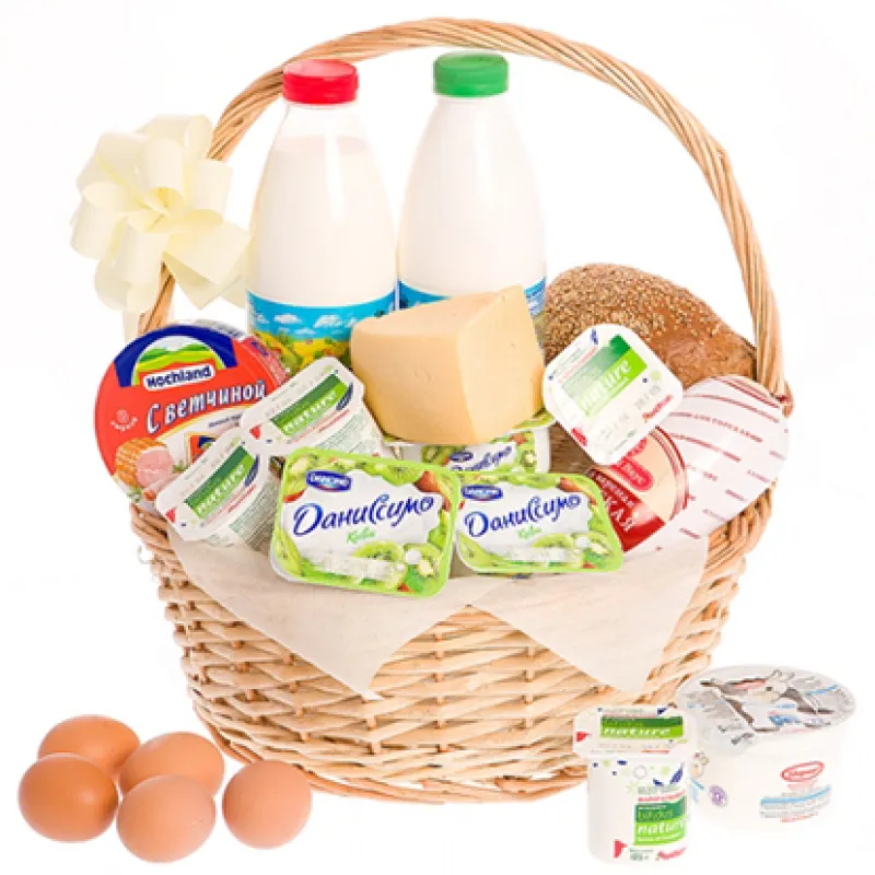 Корзинка свежих продуктов с хлебом и молоком, доставка Калининград